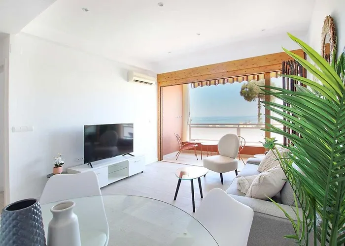 Impresionantes Vistas Al Mar En Торремолинос