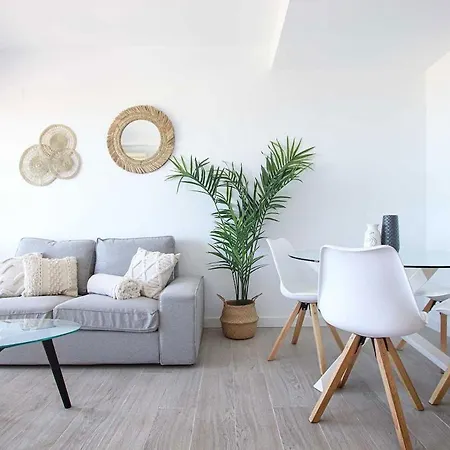 Impresionantes Vistas Al Mar En Apartamento